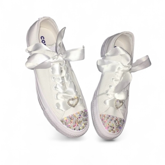 AB Diamonds Pearls & Charms Low Top Monochrome Converse Size 5-14 With Ribb… - Picture 1 of 15